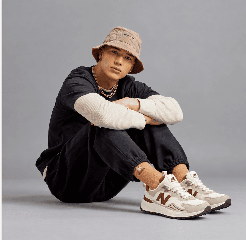NB Retro Sneakers